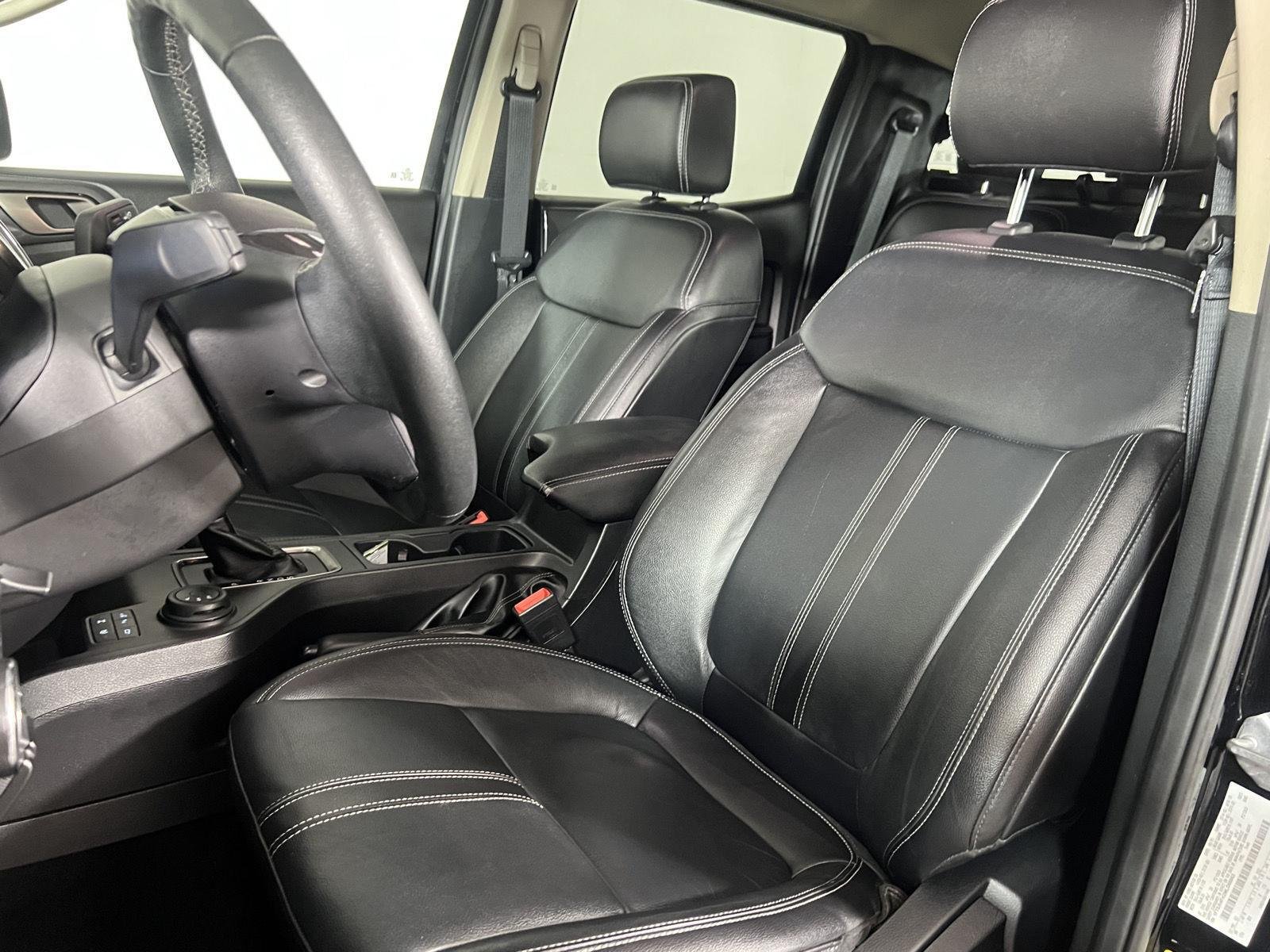 Used 2021 Shadow Black Ford  image 17