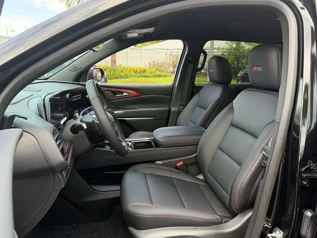 New 2026 Mosaic Black Metallic Chevrolet Z71 image 5