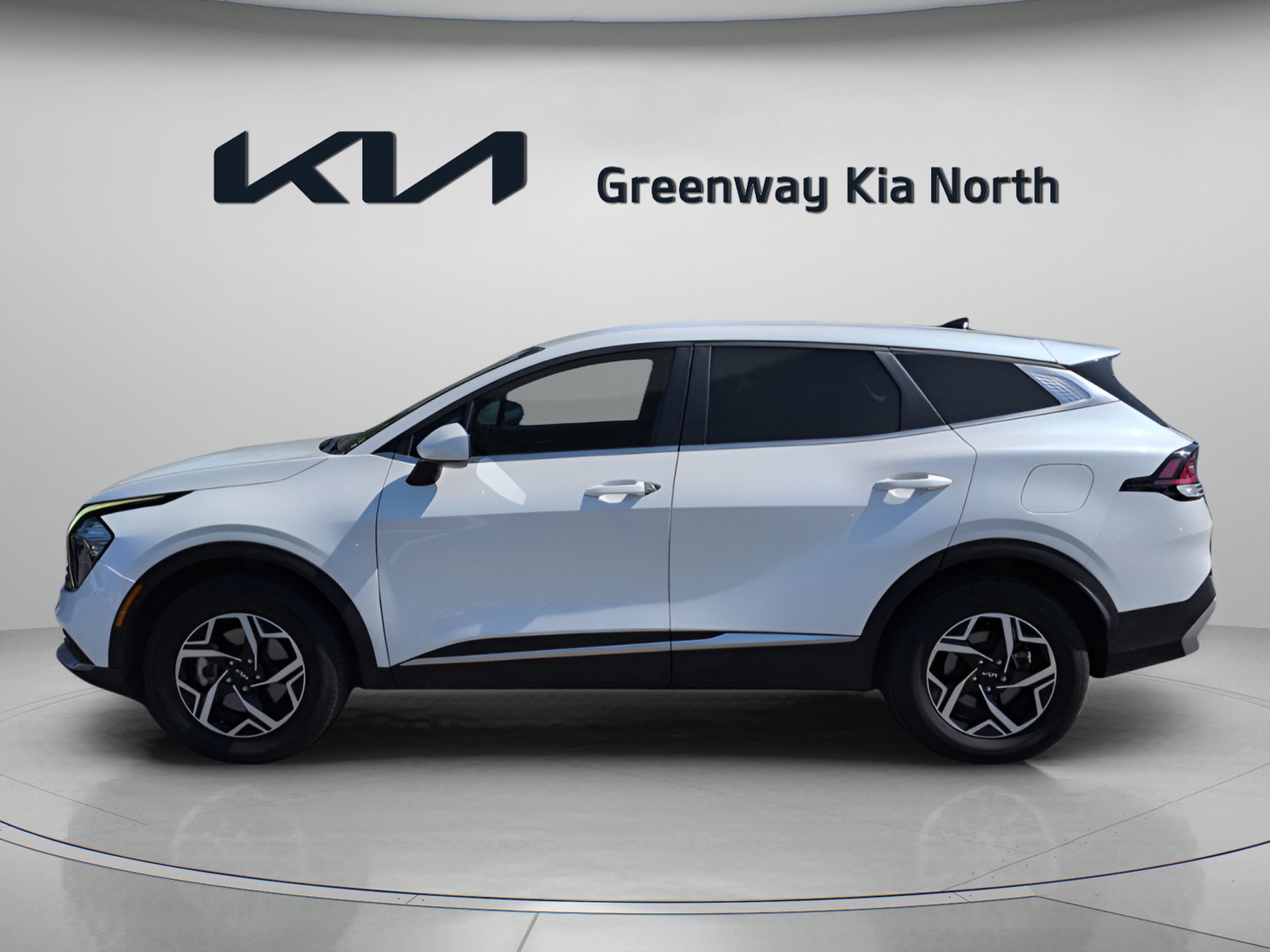 Certified Used 2023 Snow White Pearl Kia LX image 5