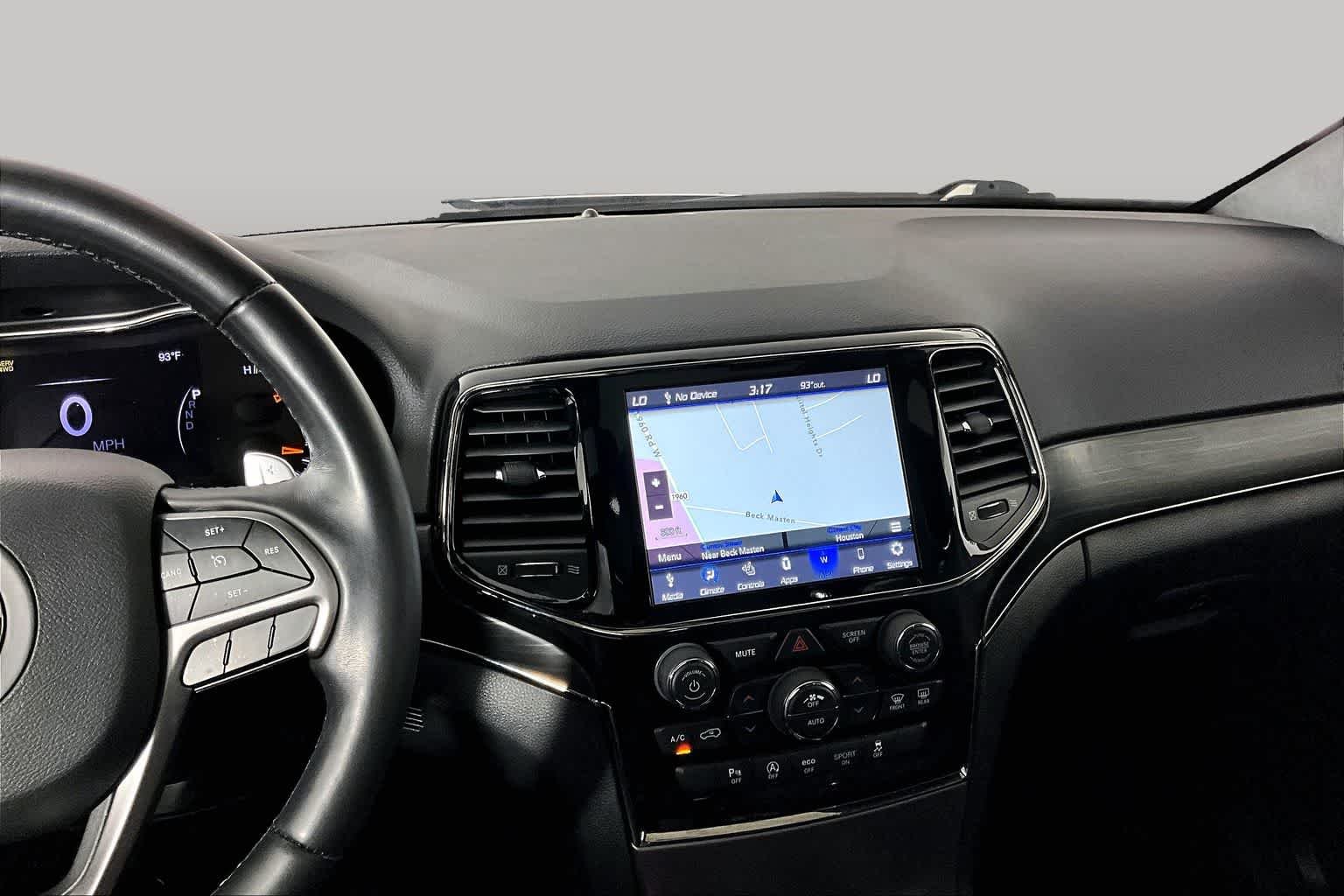 Used 2021 Diamond Black Crystal Pearlcoat Jeep Limited X image 7