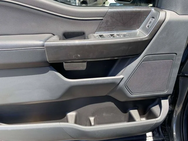 Used 2022 Gray Ford XLT image 21