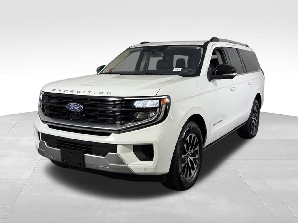 Used 2025 White Metallic Ford Platinum image 9