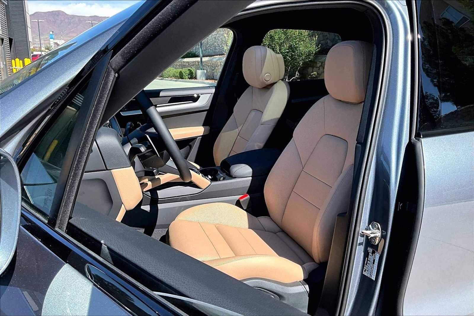 New 2026 Vanadium Grey Metallic Porsche  image 5