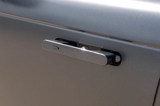 Used 2025 Gray Land Rover Autobiography image 54