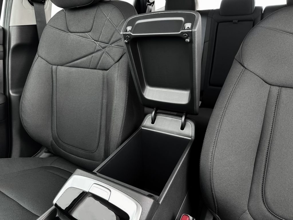 2025 Hyundai Tucson SE - Photo 26
