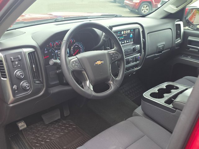 Used 2018 CAJUN RED TINTCOAT Chevrolet LT image 30