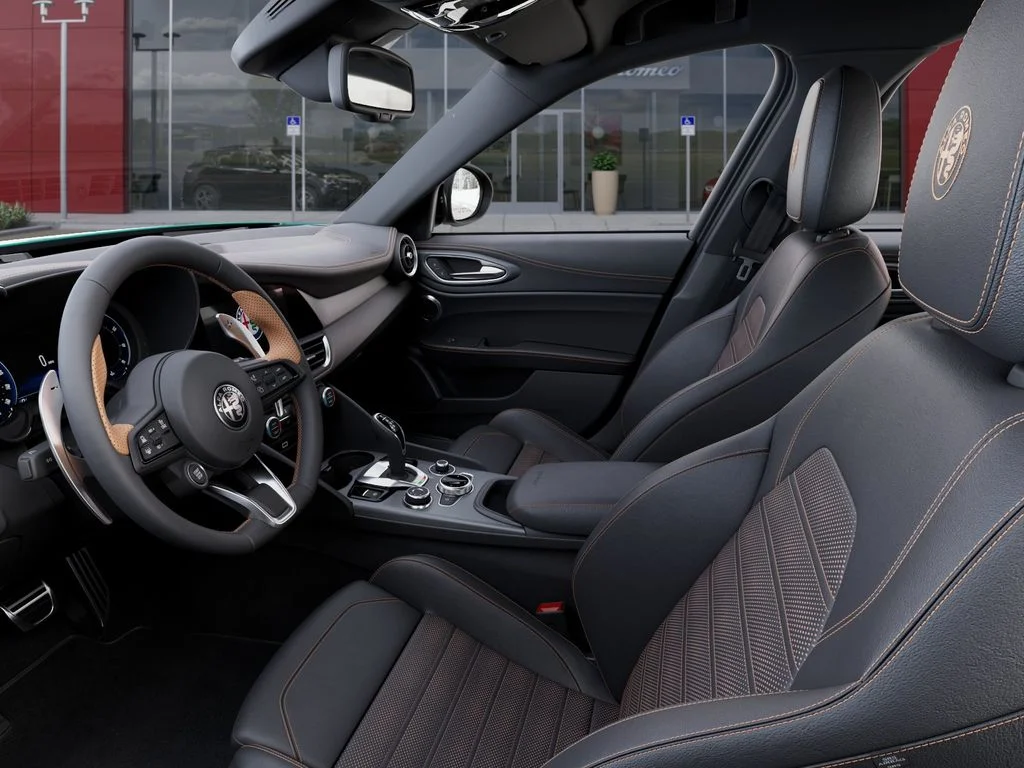 New 2025 Green Alfa Romeo Intensa image 23