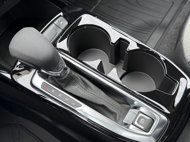 New 2026 Summit White Chevrolet LT image 16