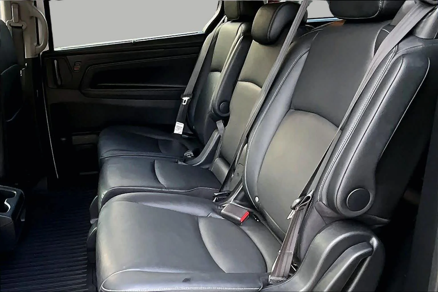 Used 2024 Platinum White Pearl Honda EX-L image 19
