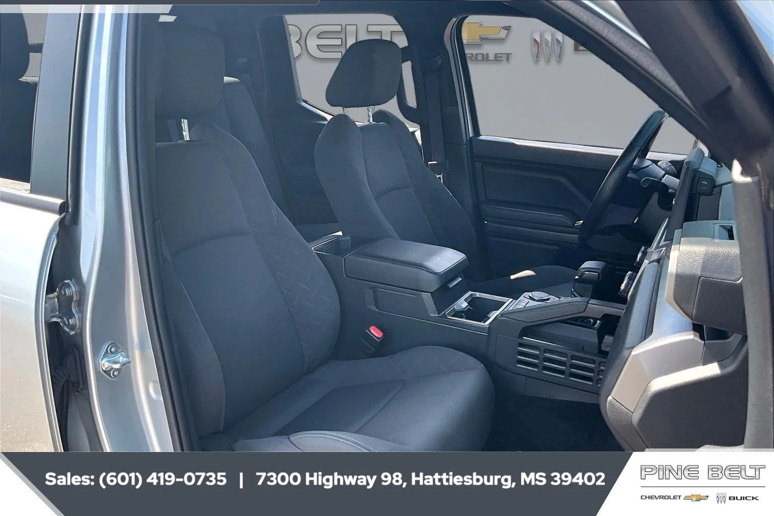 Used 2024 Silver Toyota SR5 image 7