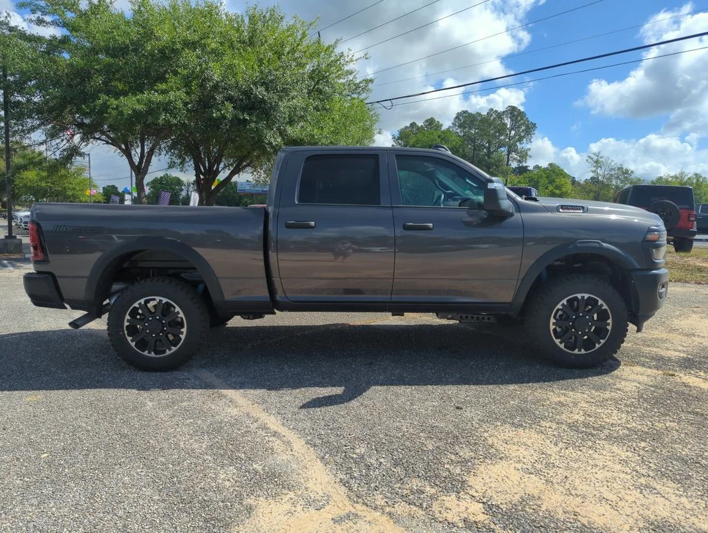 New 2026 Granite Crystal Metallic Clear-Coat Exterior Paint RAM Tradesman image 7