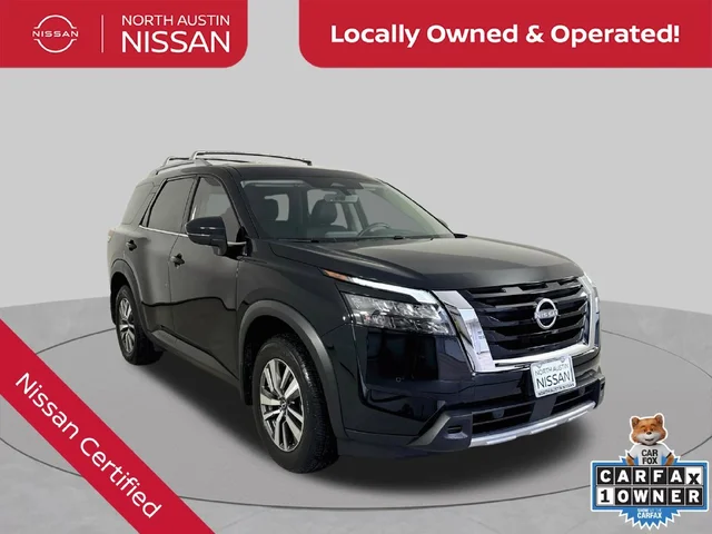 2025 Nissan Pathfinder SL