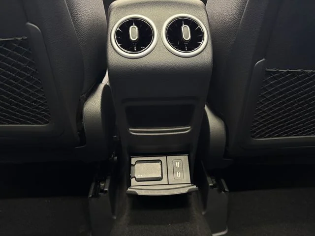 New 2026 Polar White Mercedes-Benz GLA 250 image 41