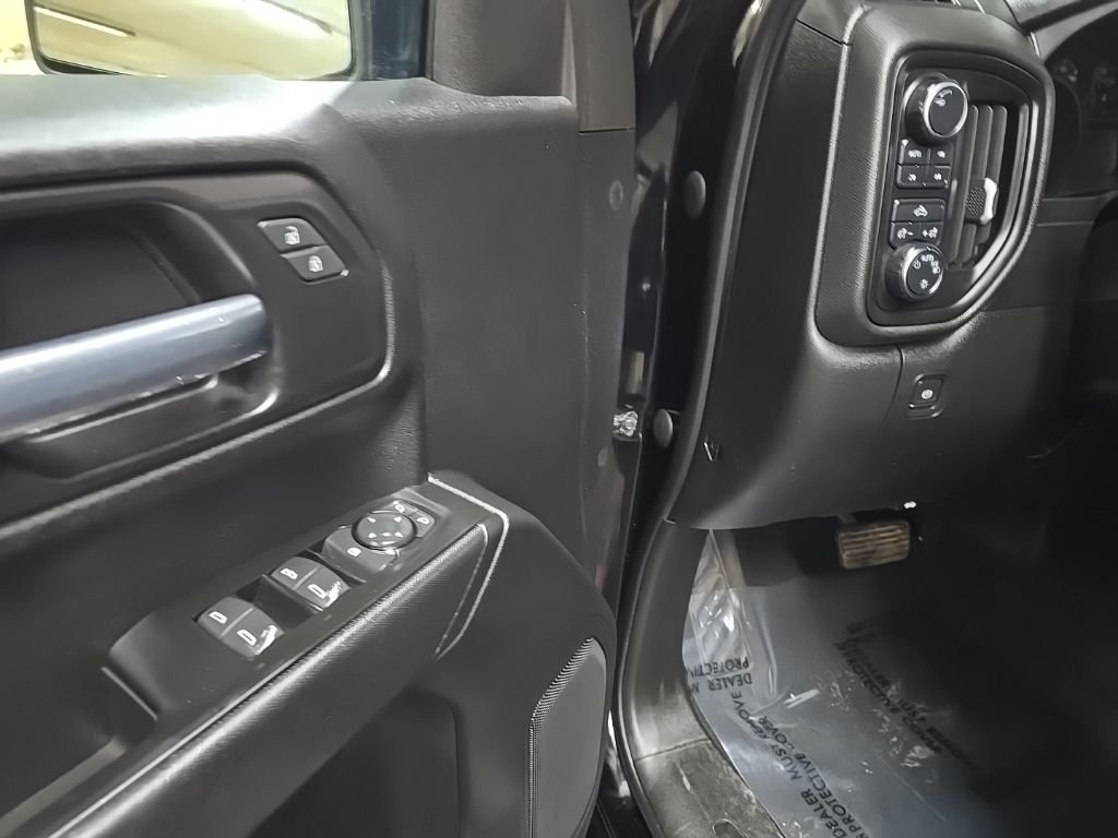 Used 2021 Black Chevrolet Custom Trail Boss image 27