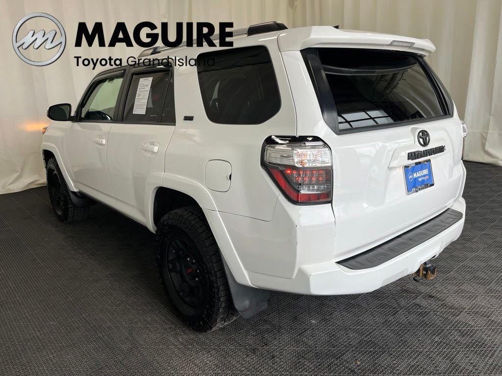 Used 2021 White Toyota SR5 Premium image 30