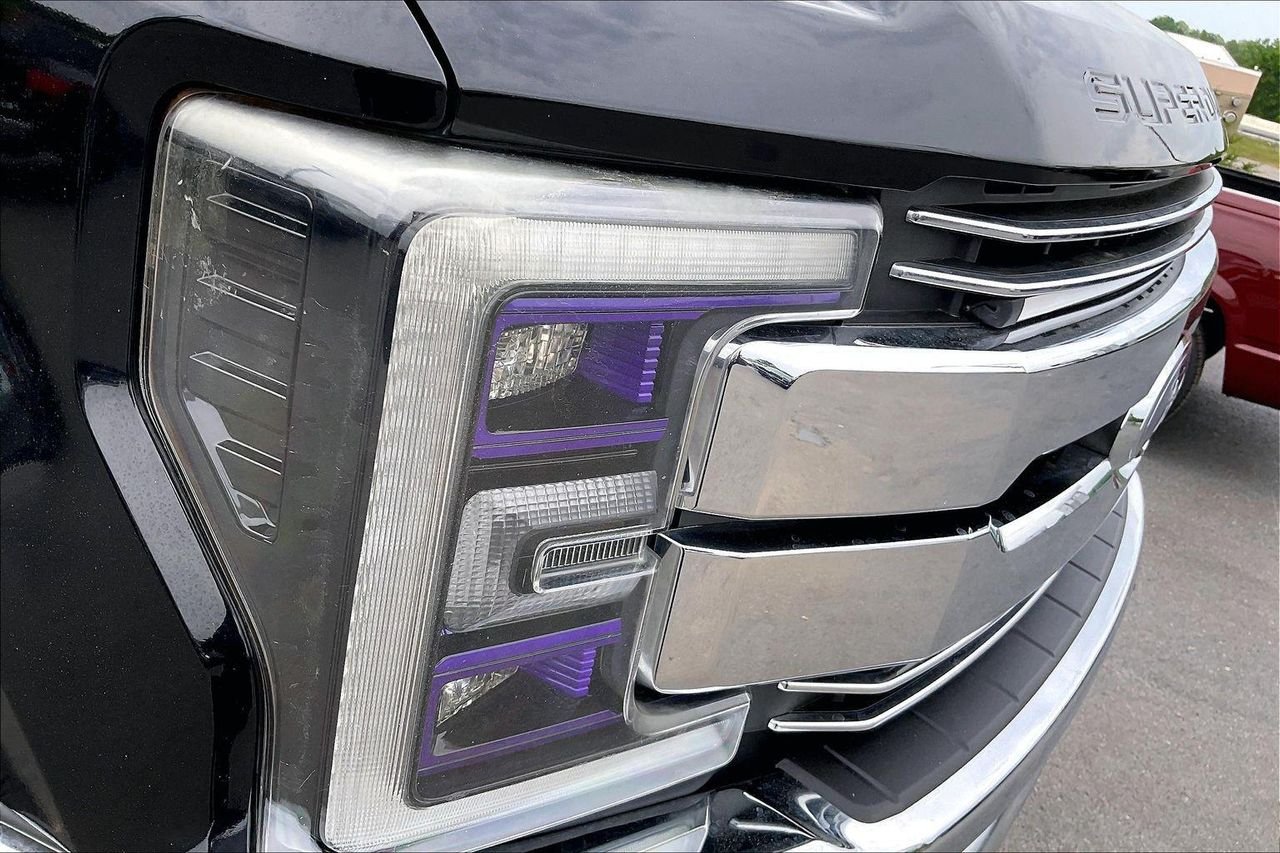 Used 2017 SHADOW BLACK Ford LARIAT image 27