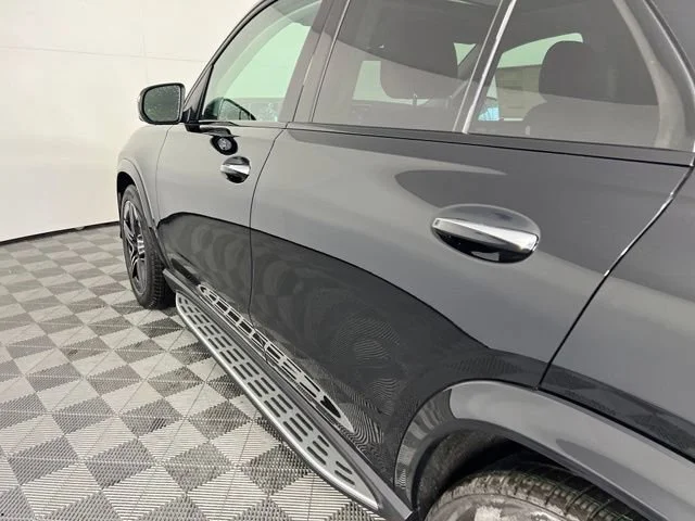 New 2026 Black Mercedes-Benz GLE 450 image 52