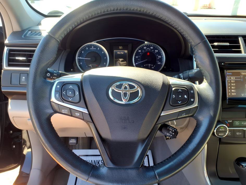 Used 2015 Attitude Black Toyota XLE image 23