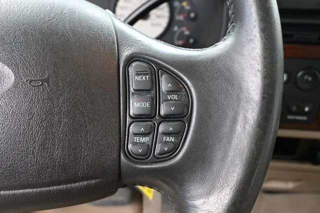 2005 Ford F-350 Super Duty Lariat - Photo 25