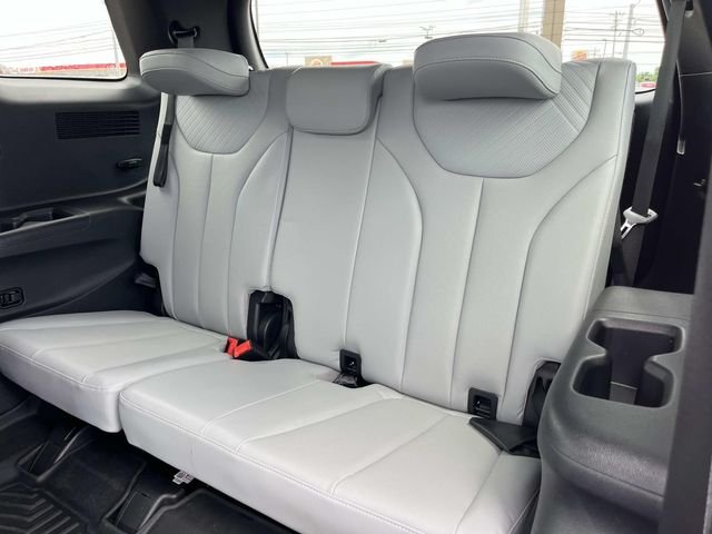 Certified Used 2023 Black Hyundai SEL image 19