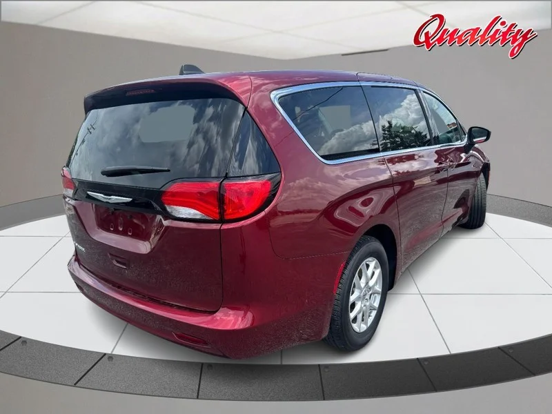 Used 2023 Velvet Red Pearlcoat Chrysler LX image 3