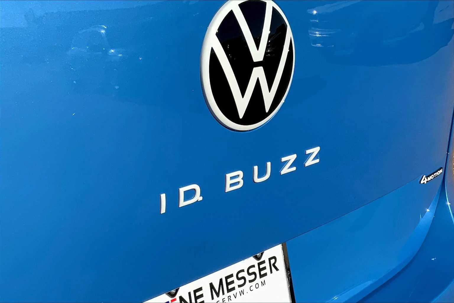 New 2025 Cabana Blue/Candy White Volkswagen 1st Edition image 15
