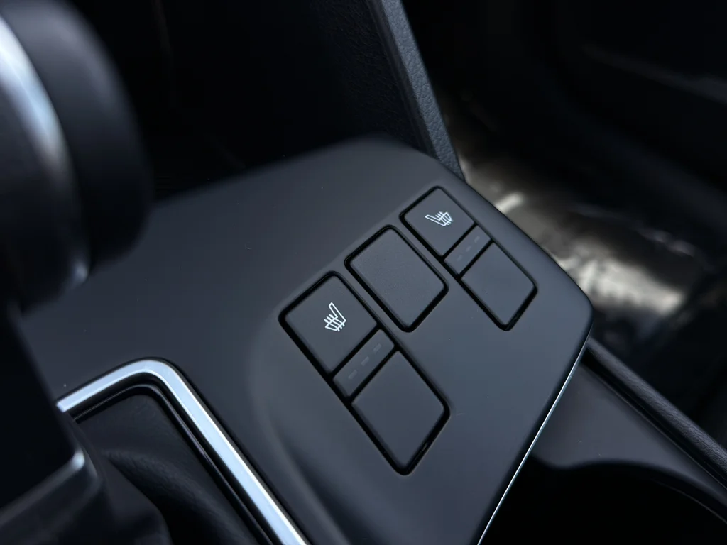 Used 2025 Gravity Gray Kia LX image 31