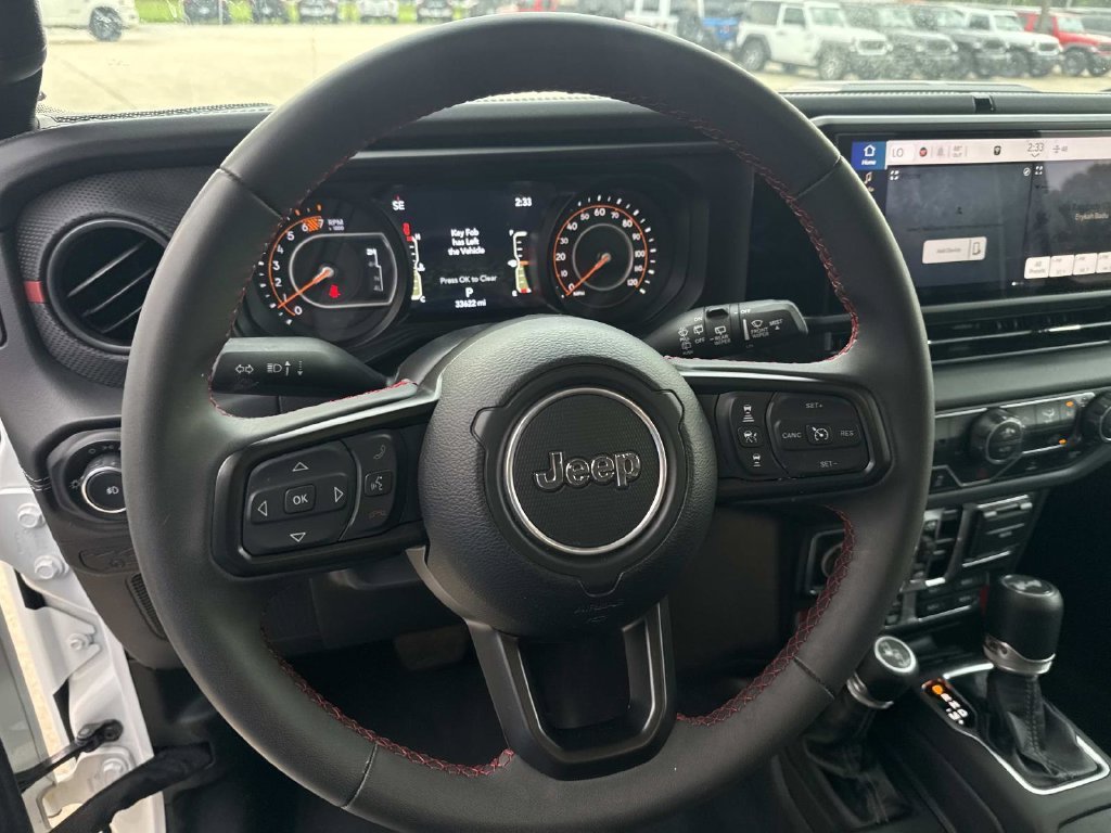 Used 2025 White Jeep Rubicon image 32