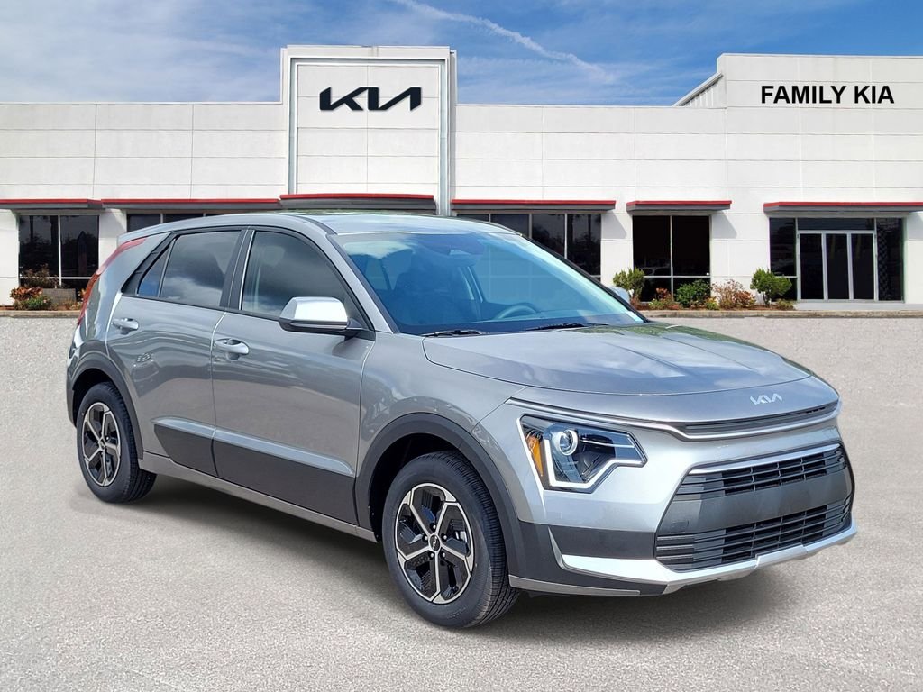 2026 Kia Niro LX HEV's photo