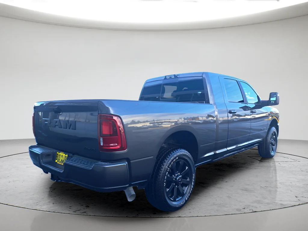 New 2026 Granite Crystal Metallic Clear-Coat Exterior Paint RAM Laramie image 5