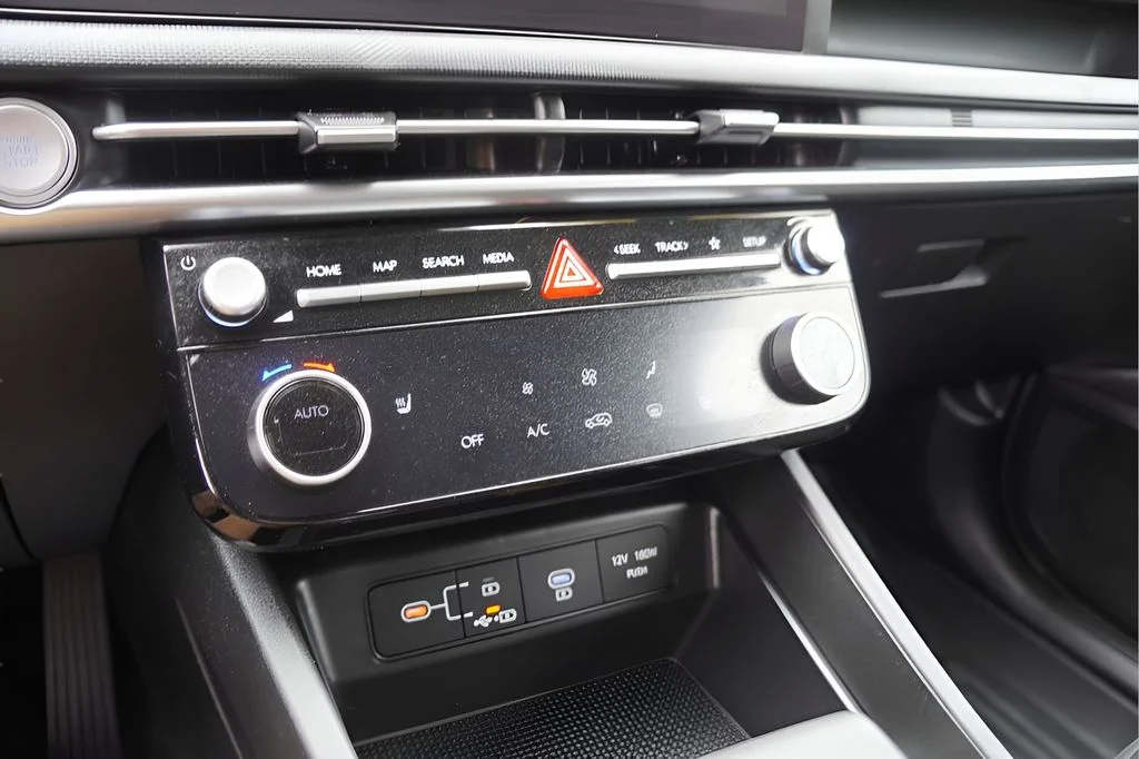 Used 2026 Atlantis Blue Hyundai SEL image 25