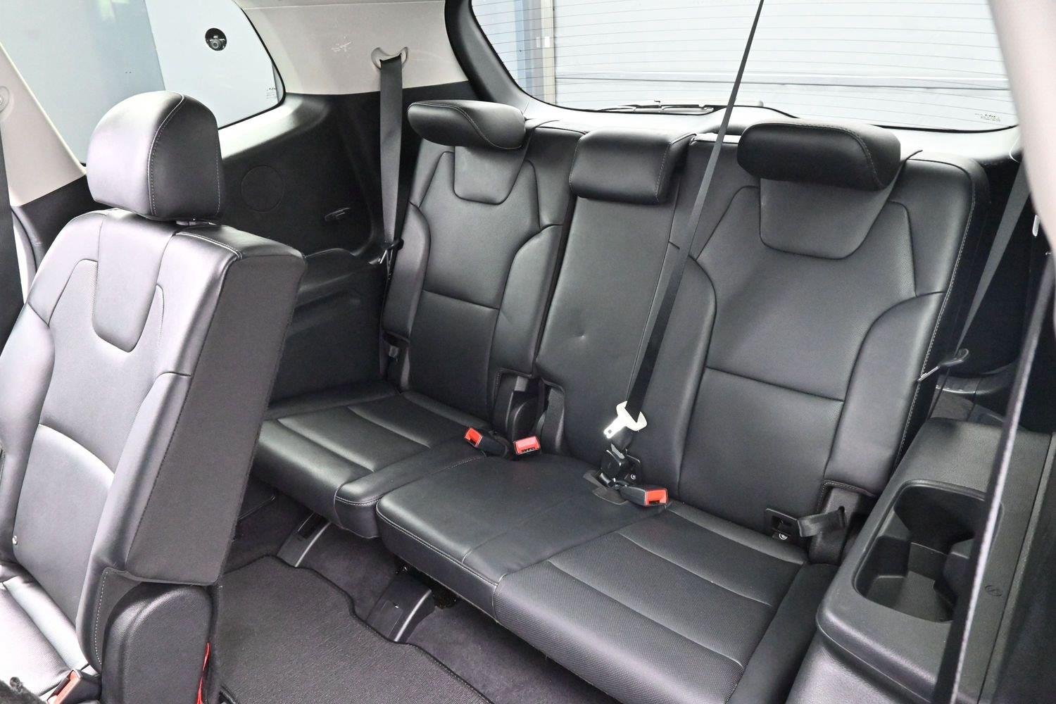 Used 2022 Glacial White Pearl Kia LX image 27