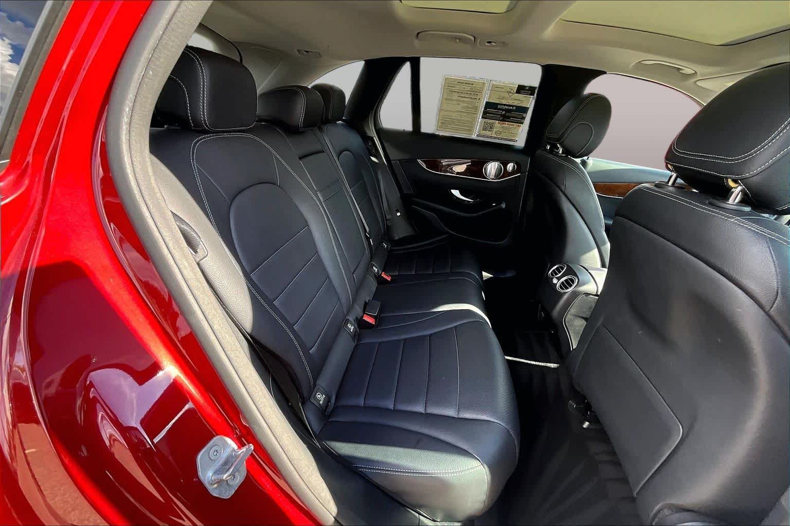 Used 2016 designo Cardinal Red Metallic Mercedes-Benz GLC 300 image 19