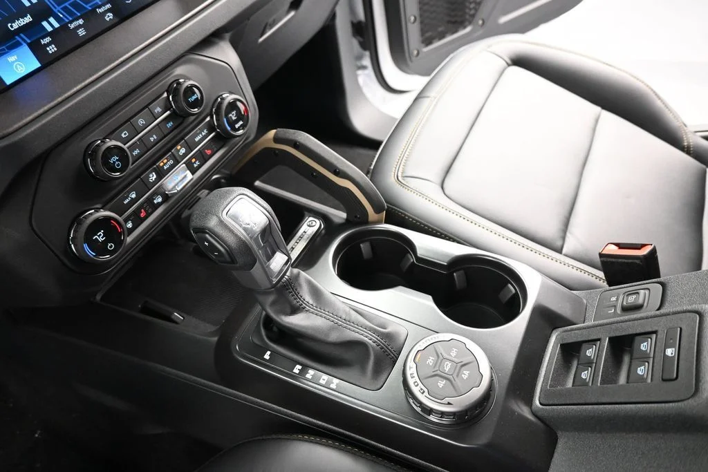 New 2026 Oxford White Ford Badlands image 16