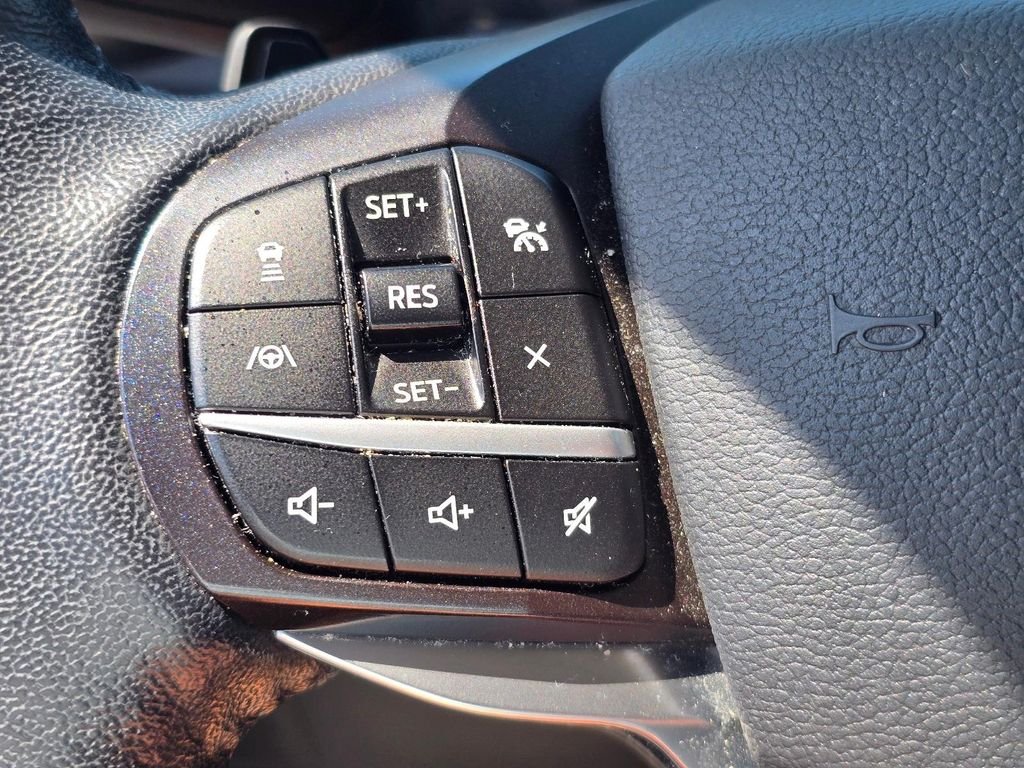 Used 2020 White Ford Limited image 21