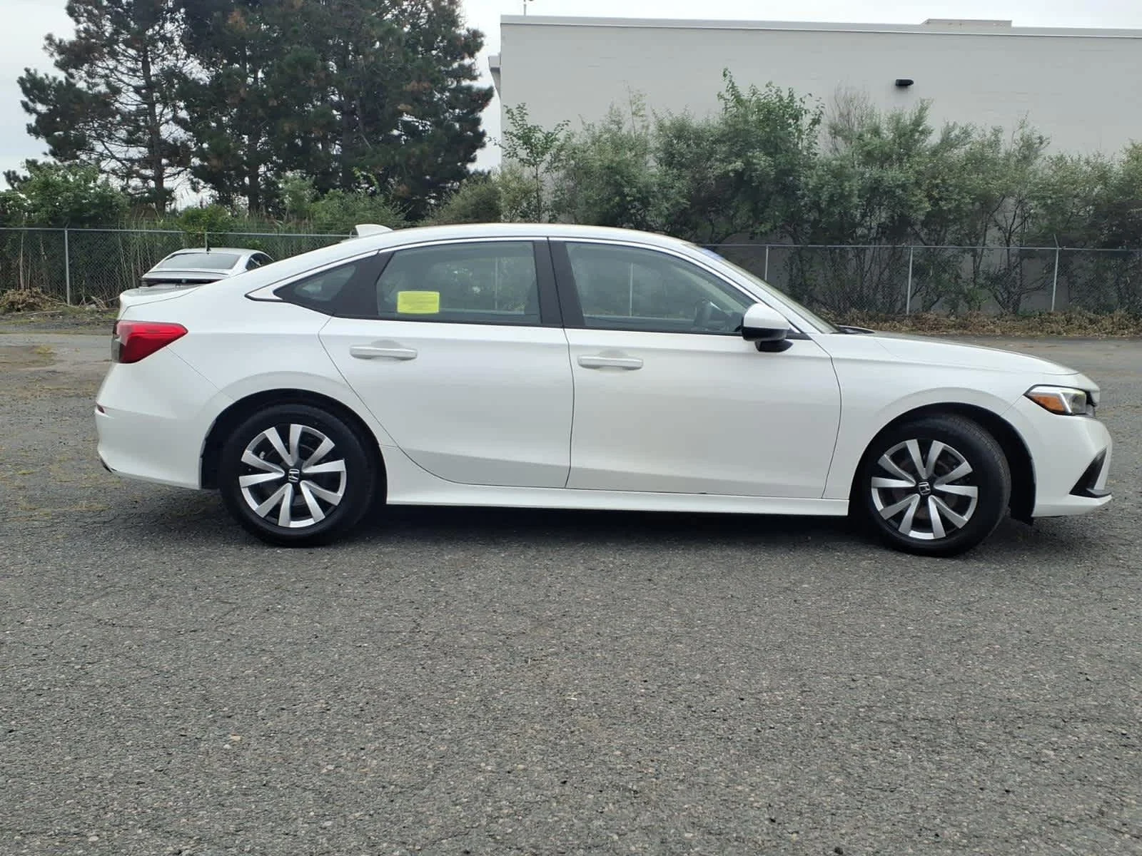 2022 Honda Civic LX - Photo 4