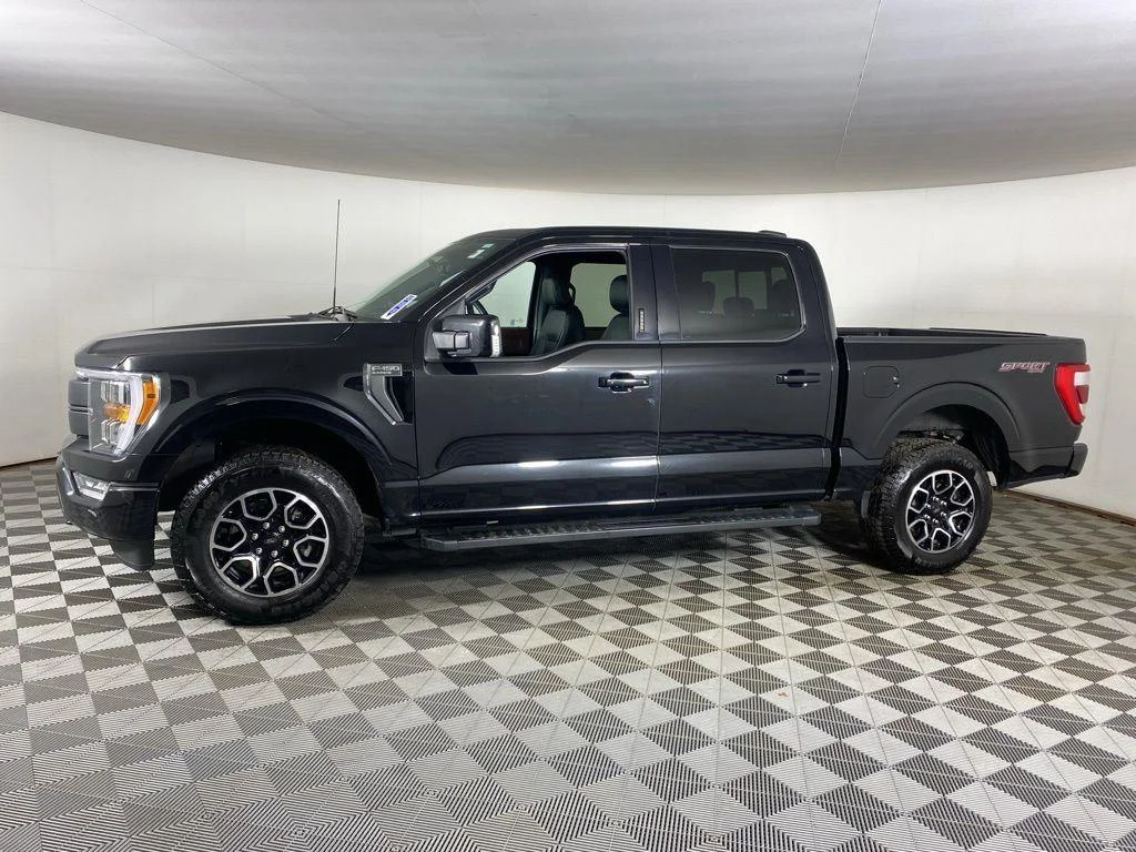 Used 2022 Agate Black Ford LARIAT image 7