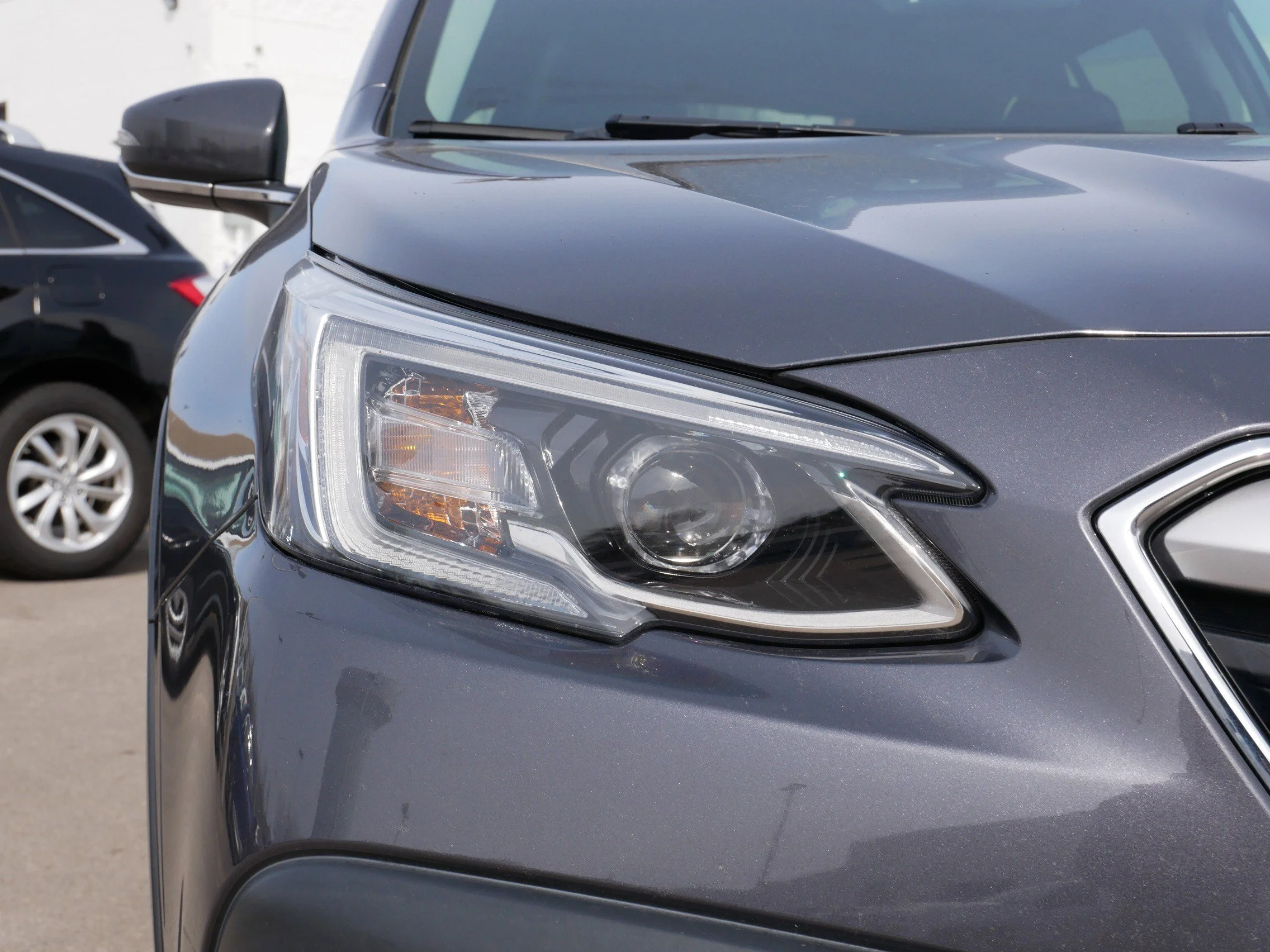 Used 2022 Magnetite Gray Metallic Subaru Limited image 16