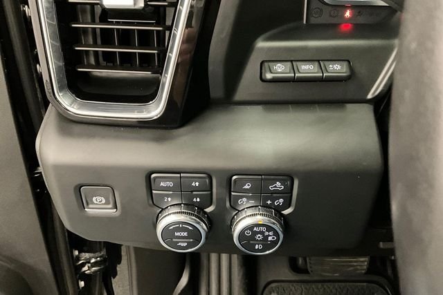Used 2024 Onyx Black GMC Denali Ultimate image 42