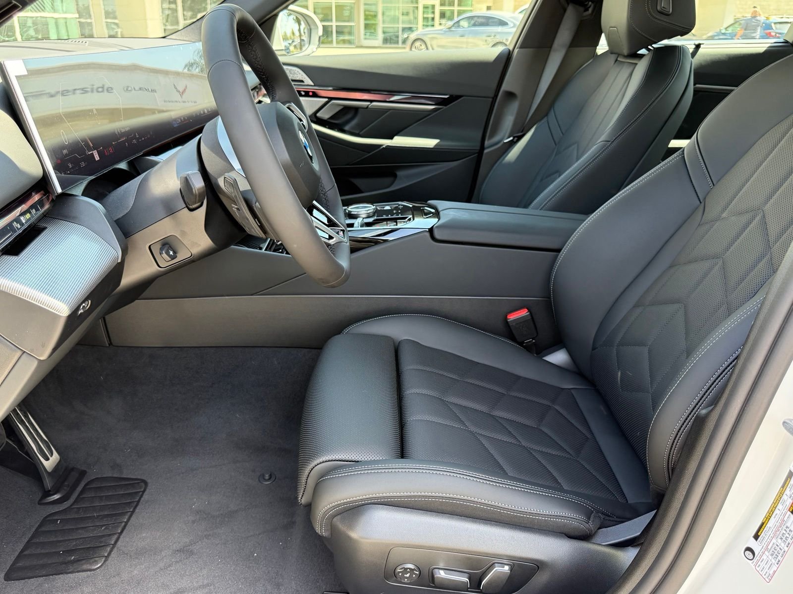 New 2027 Alpine White BMW 530i image 20