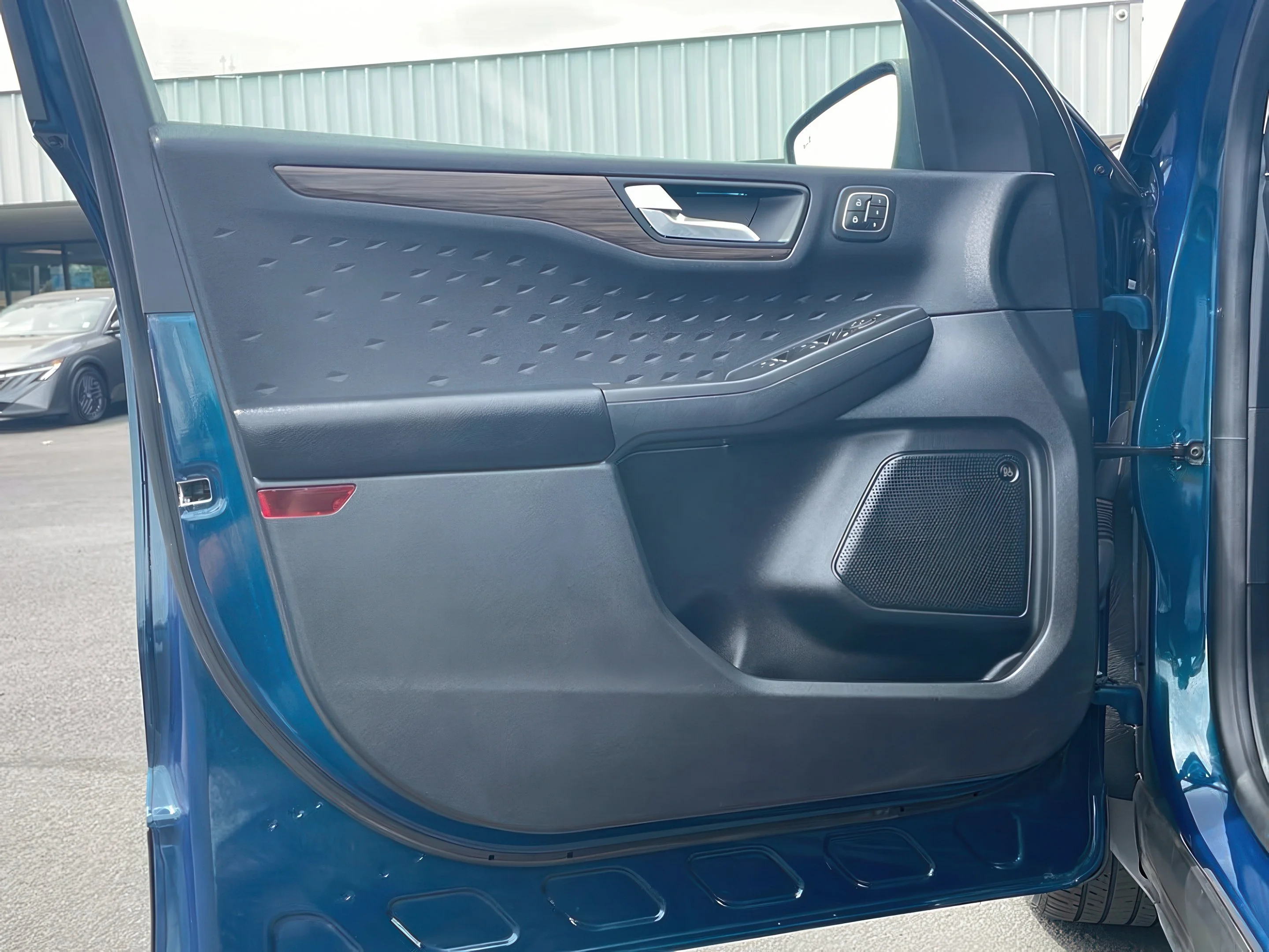 2020 Ford Escape Titanium - Photo 11