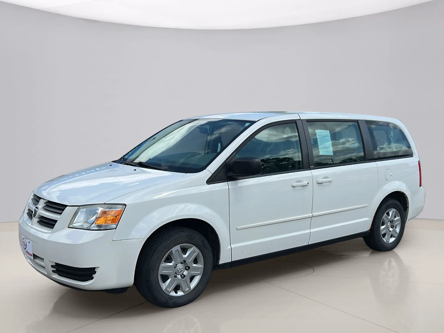 Used 2009 White Dodge SE image 2
