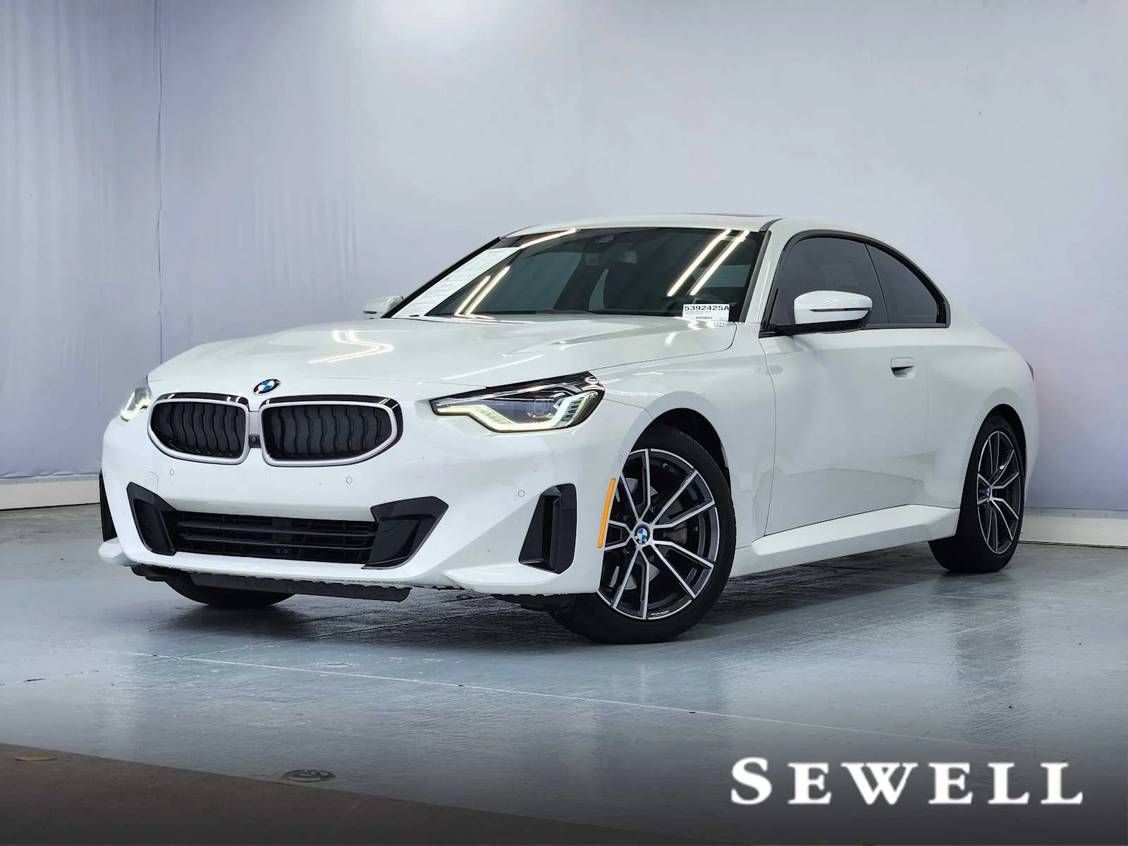 2025 BMW 2 Series 230i Coupe's photo