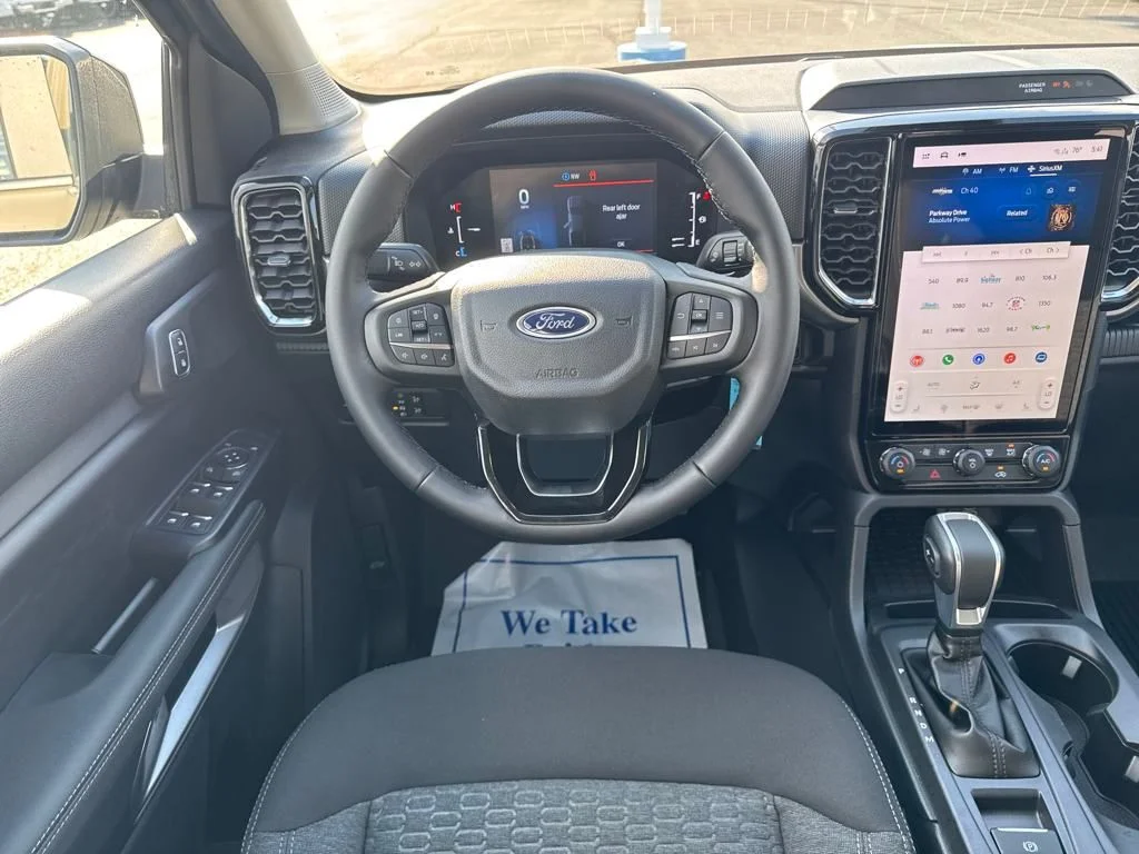2025 Ford Ranger XLT - Photo 13