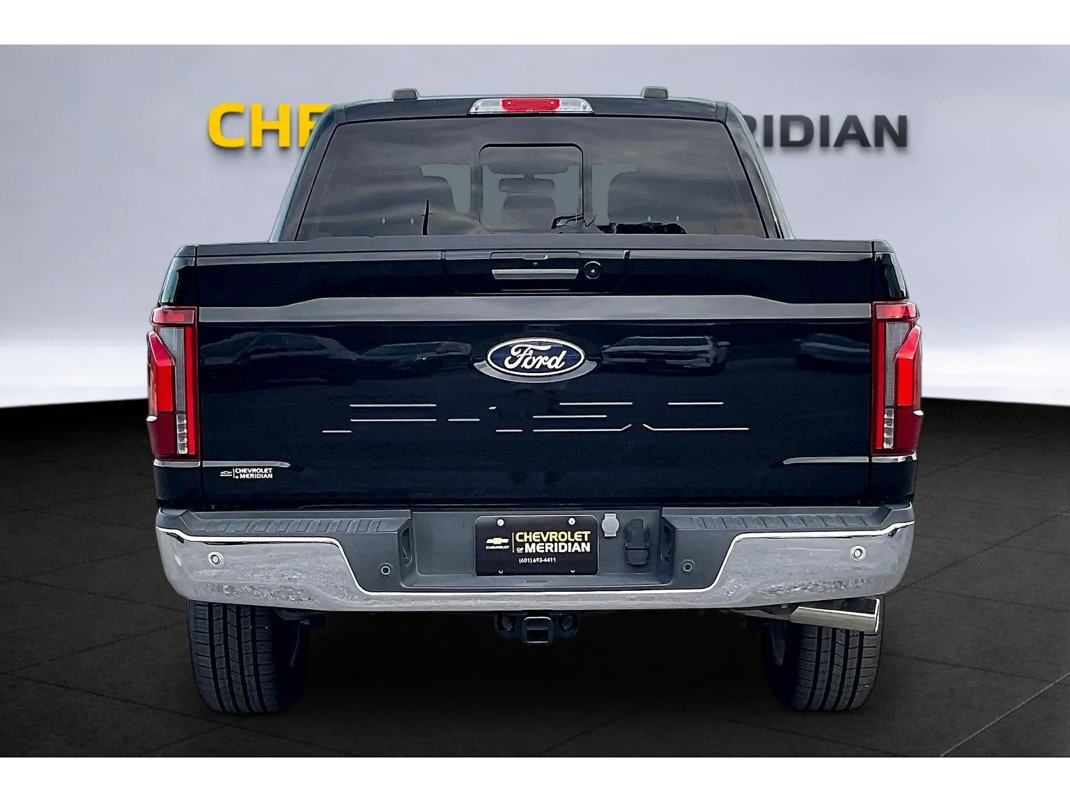 Used 2024 Black Ford LARIAT image 4