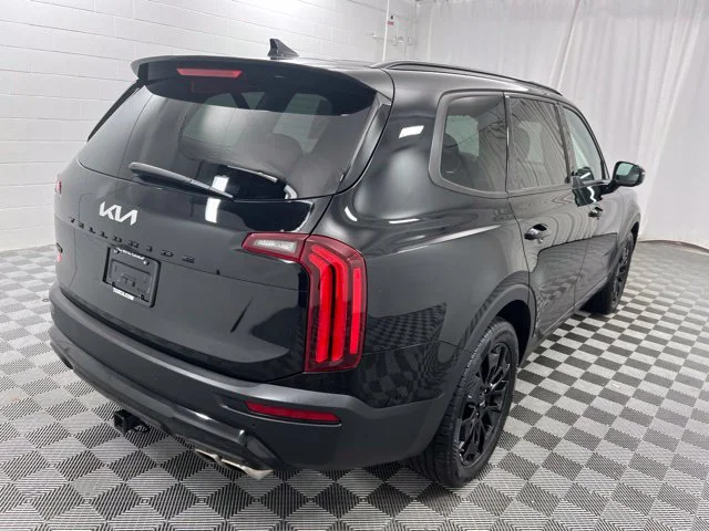 Used 2022 Black Kia SX image 5