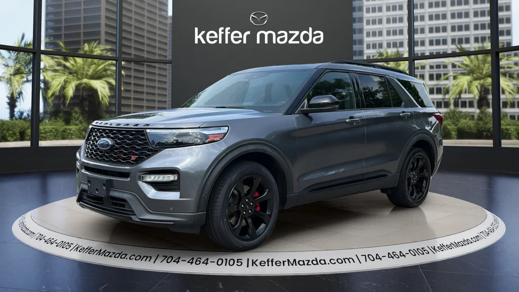 Used 2021 Gray Metallic Ford ST image 3