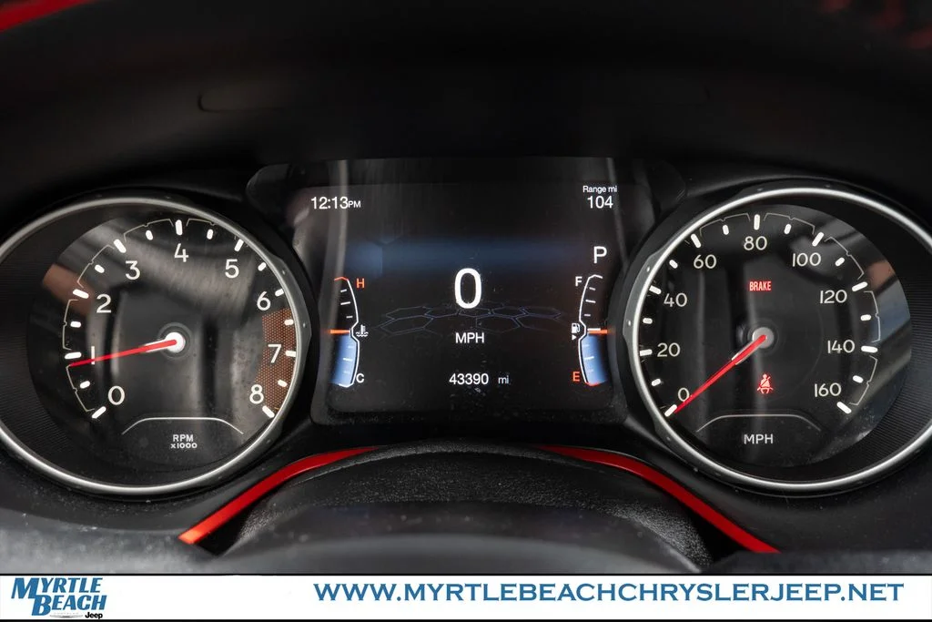 Certified Used 2021 Billet Silver Metallic Jeep Trailhawk image 30