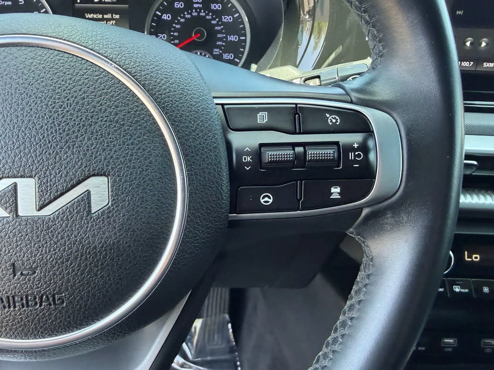 Used 2022 Glacial White Pearl Kia GT-Line image 33