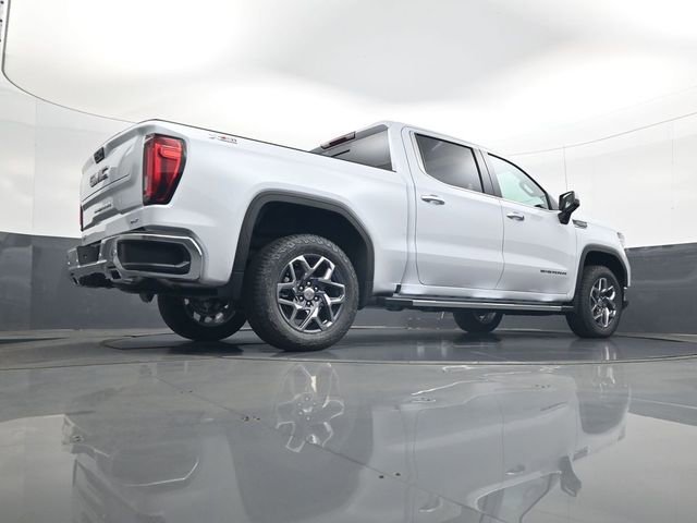 New 2026 Glacier White Tricoat GMC SLT image 25